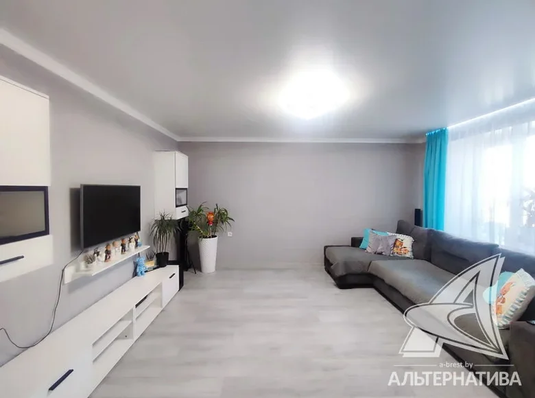 Квартира 3 комнаты 75 м² Кобрин, Беларусь