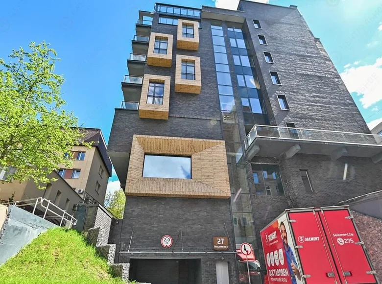 Büro 81 m² Minsk, Belarus