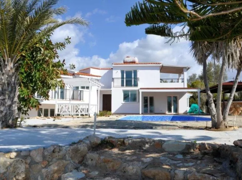 Villa 300 m² Peyia, Cyprus