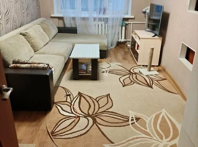2 room apartment 42 m² Lida, Belarus