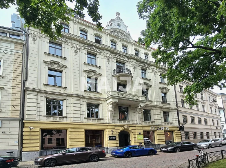 Ресторан, кафе 1 492 м² Рига, Латвия