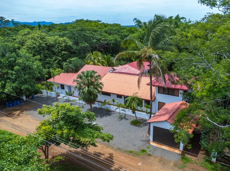 Commercial property  in Veintisiete de Abril, Costa Rica