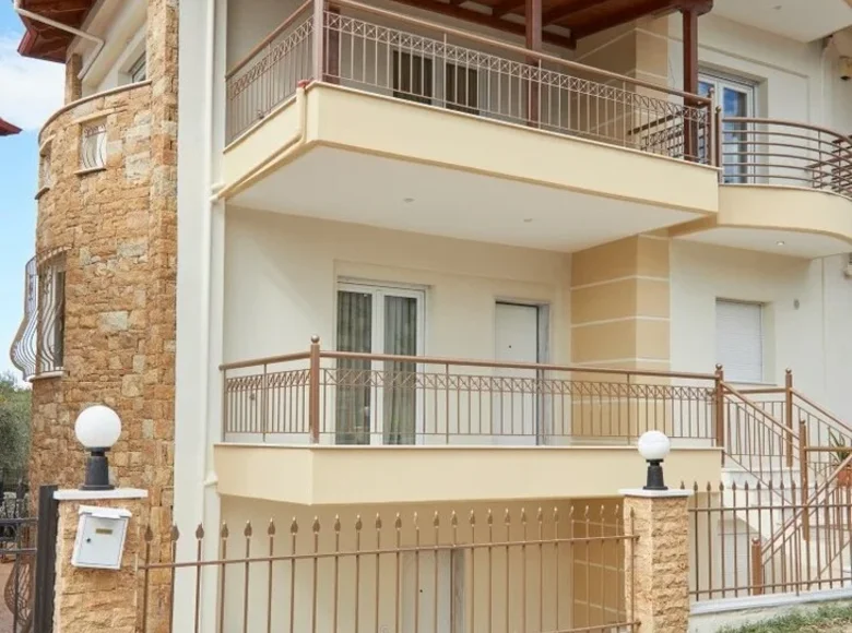 Szeregowiec 6 pokojów 209 m² Triadi, Grecja