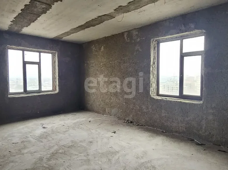 Kvartira 3 xonalar 130 m² Samarqandda