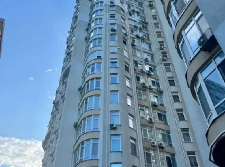 Mieszkanie 3 pokoi 115 m² Odessa, Ukraina