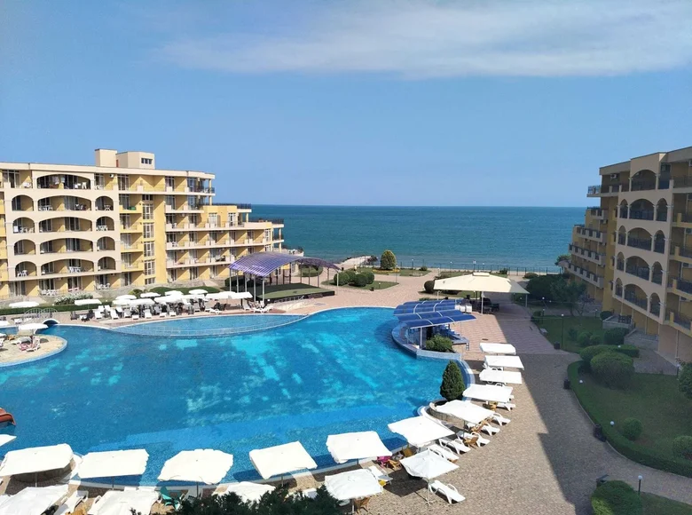 2 bedroom apartment 100 m² Aheloy, Bulgaria