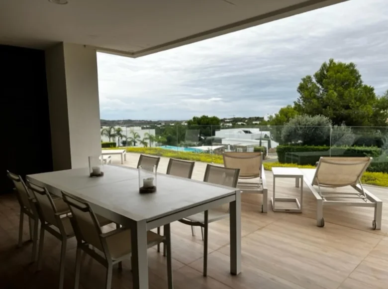 Mieszkanie 3 pokoi 116 m² Orihuela, Hiszpania