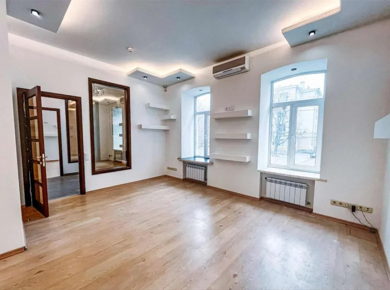 Propriété commerciale 76 m² à Odessa, Ukraine