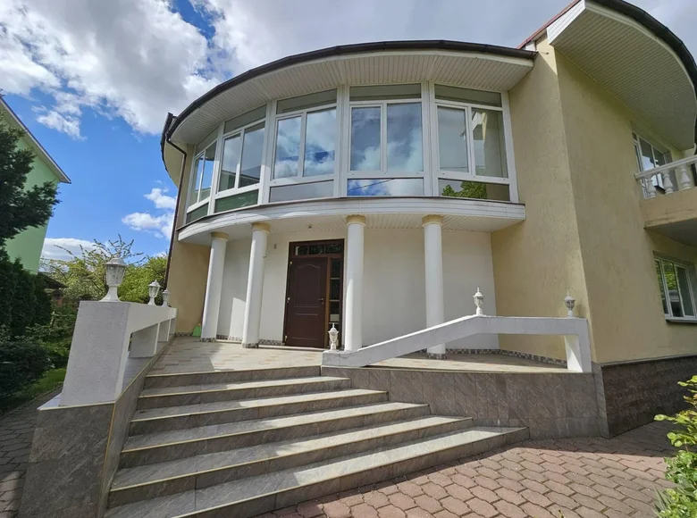 Maison 551 m² Minsk, Bélarus