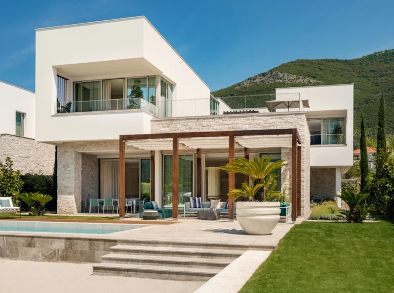 6-Zimmer-Villa 571 m² Kumbor, Montenegro