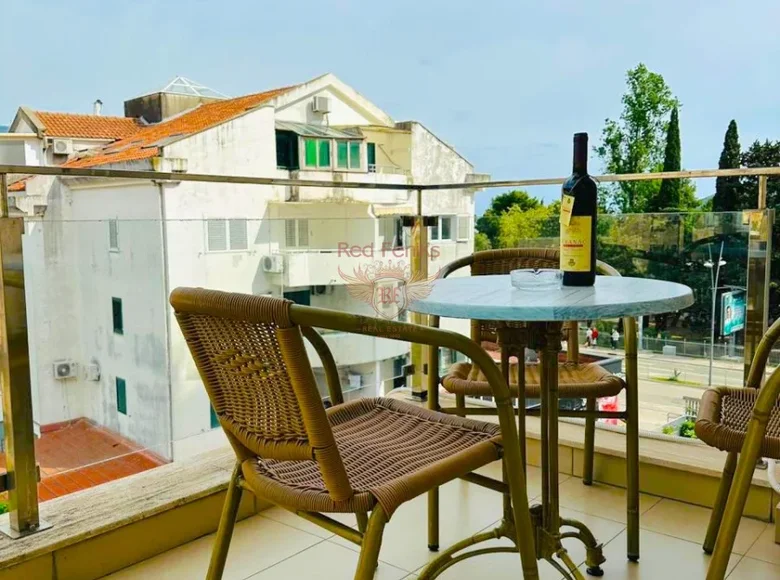 2 bedroom apartment 86 m² Budva, Montenegro