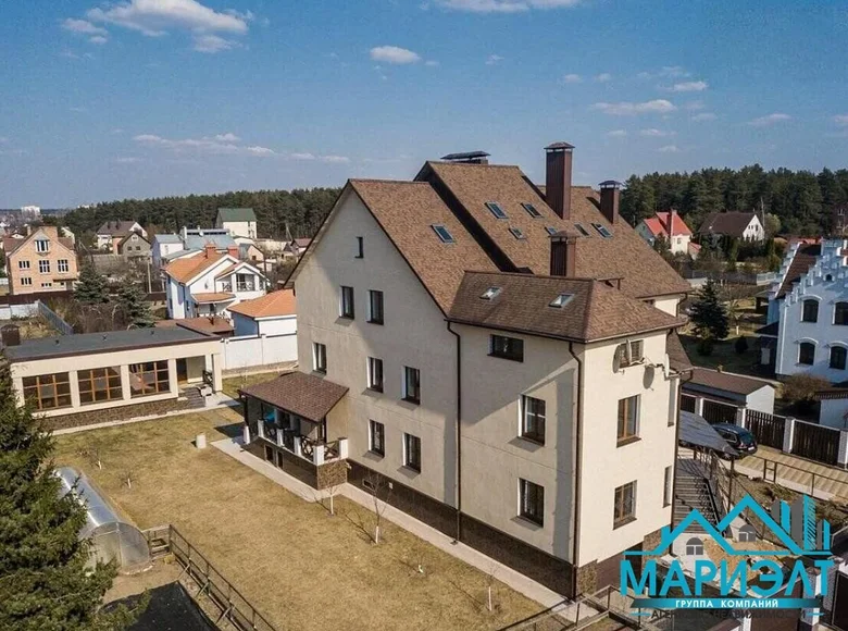 Casa de campo 1 000 m² Borovlyany, Bielorrusia