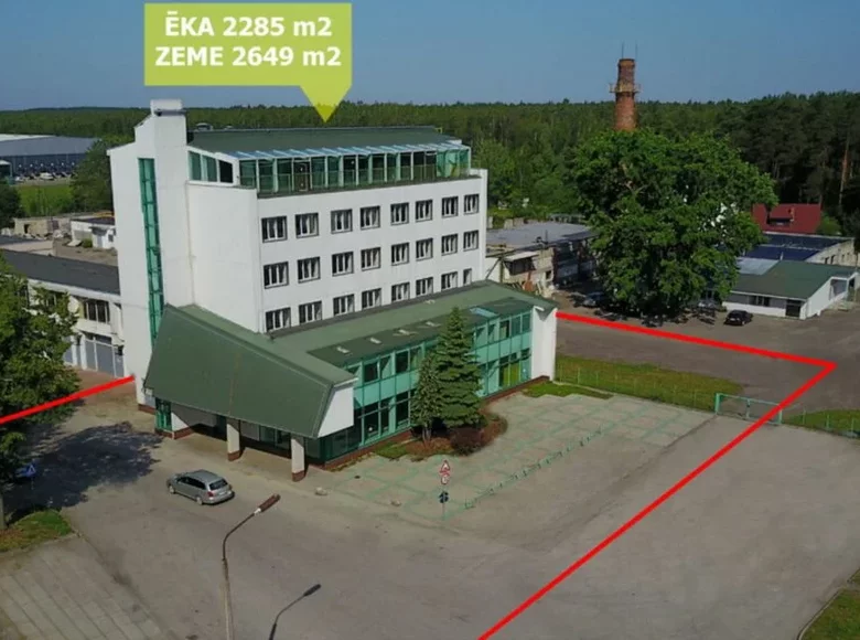 Bureau 2 285 m² à Riga, Lettonie
