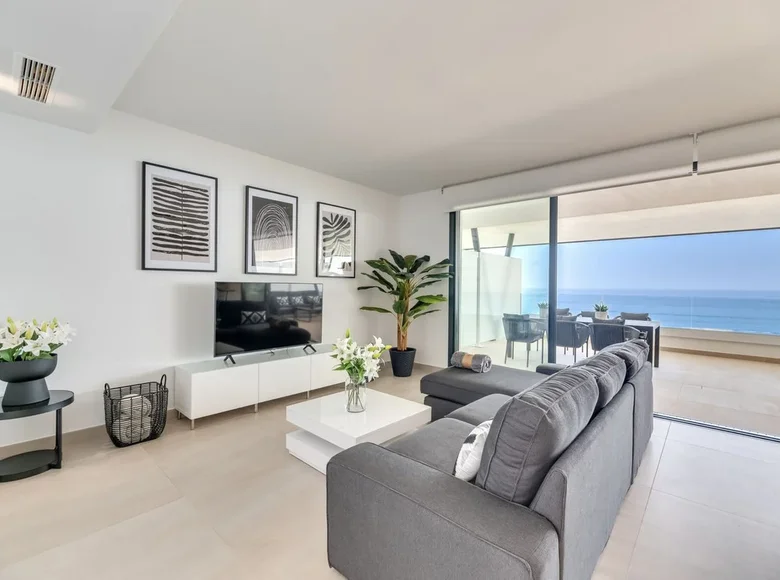 3 bedroom apartment 201 m² Fuengirola, Spain