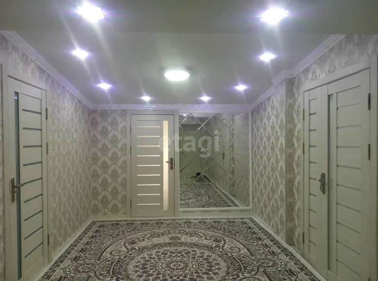 Kvartira 2 xonalar 84 m² Samarqandda