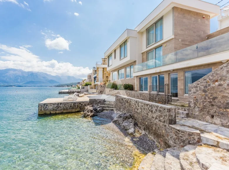 5 bedroom villa  Krasici, Montenegro