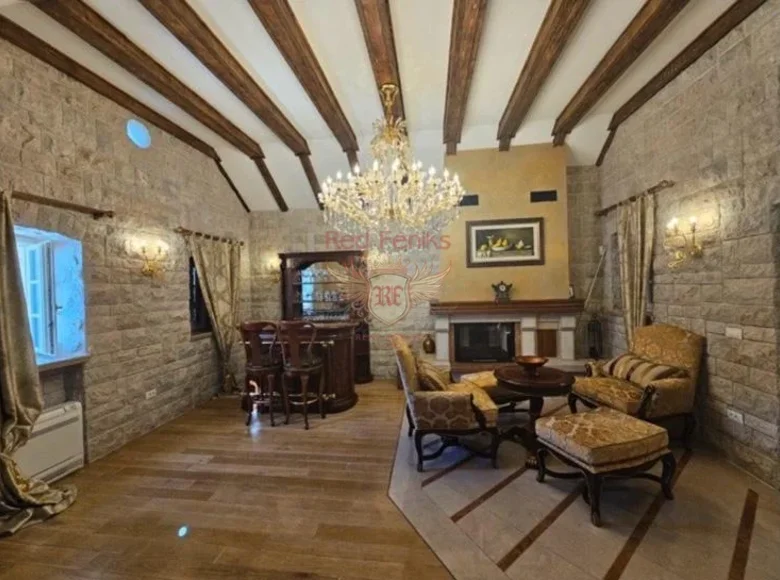 5 bedroom house 204 m² Perast, Montenegro
