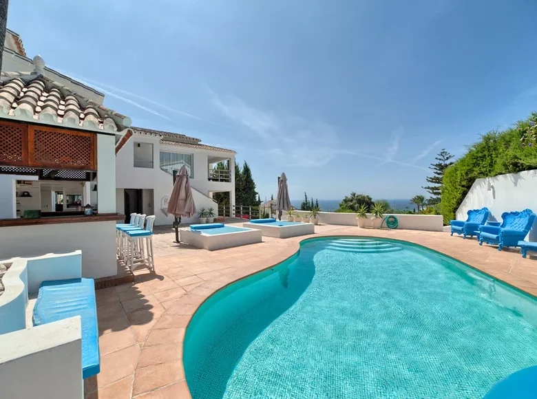 5 bedroom house 230 m² Marbella, Spain