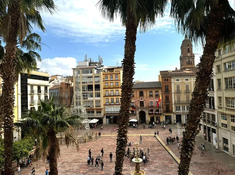Mieszkanie 3 pokoi 106 m² Malaga, Hiszpania