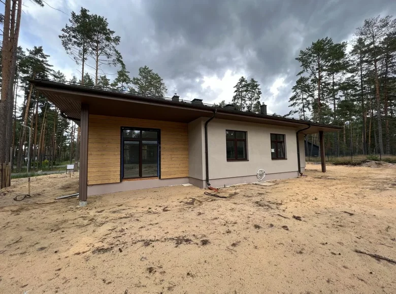 3 bedroom house 234 m² Podnieki, Latvia