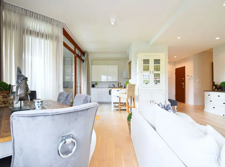 Apartamento 3 habitaciones 99 m² Varsovia, Polonia