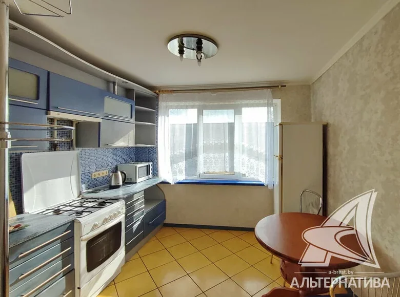 1 room apartment 42 m² Brest, Belarus