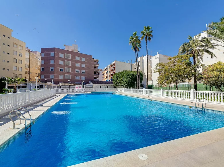 2 bedroom apartment 81 m² Torrevieja, Spain