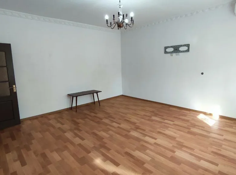 Kvartira 2 xonalar 60 m² Toshkentda