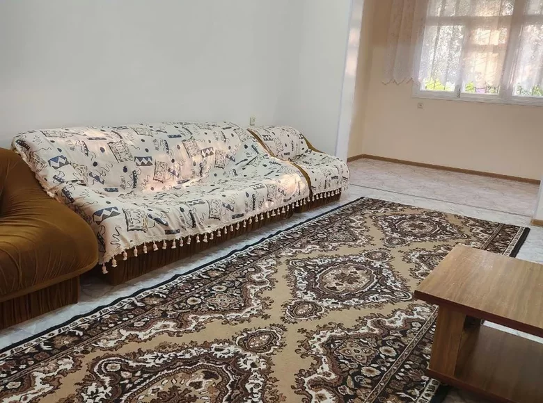 Квартира 1 комната 38 м² Ангрен, Узбекистан