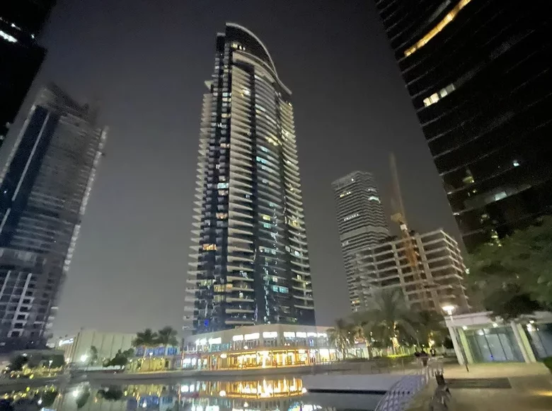 Apartamento 1 habitacion 80 m² Dubái, Emiratos Árabes Unidos
