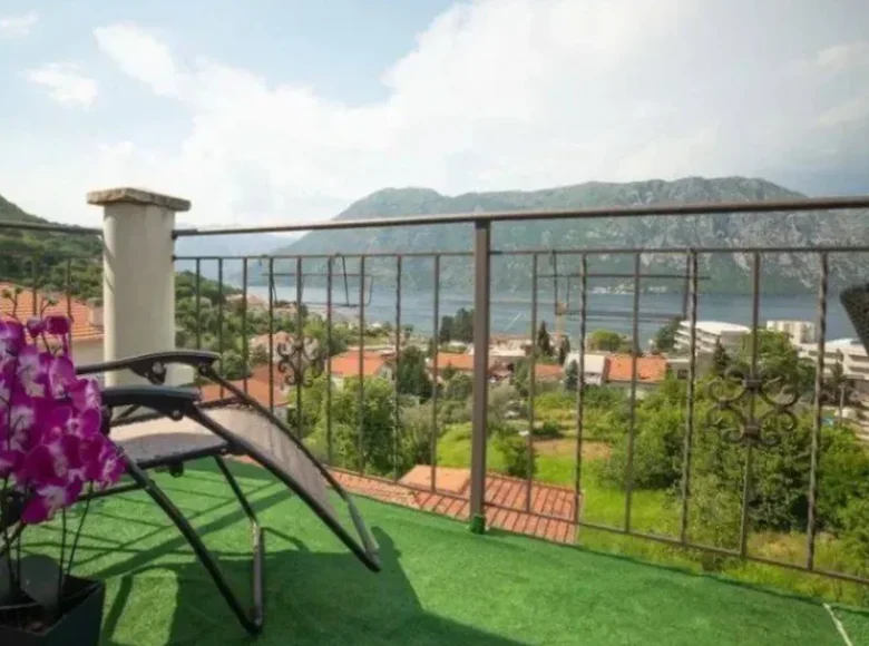 Apartamento 3 habitaciones 62 m² Prcanj, Montenegro