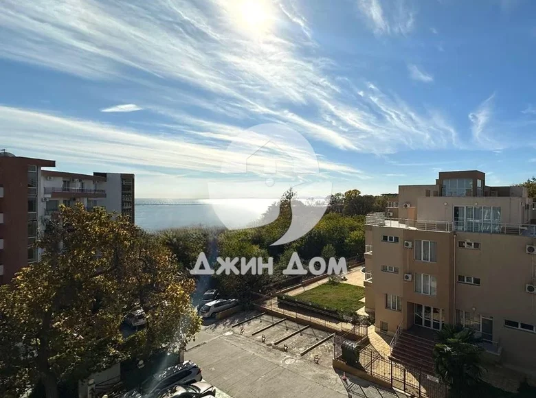 Квартира 3 комнаты 123 м² Равда, Болгария
