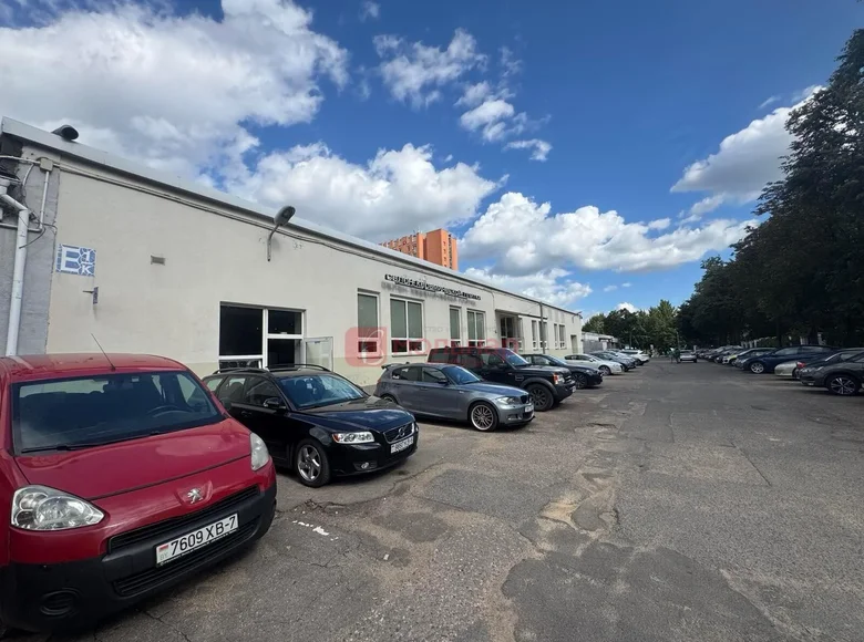 Shop 738 m² in Minsk, Belarus