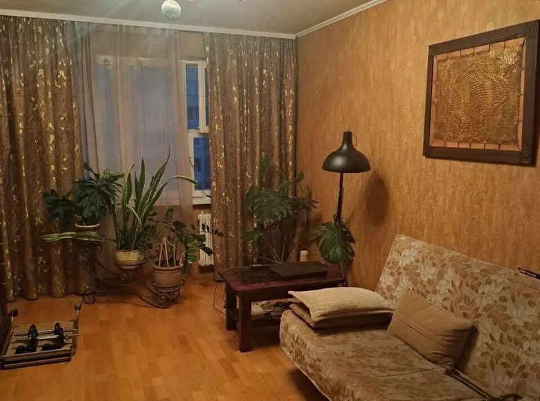 Mieszkanie 3 pokoi 78 m² Mińsk, Białoruś