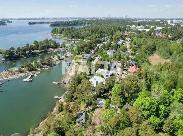 Dom 8 pokojów 287 m² Helsinki sub region, Finlandia