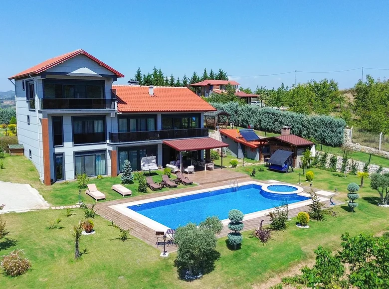 6 bedroom house 356 m² Yalakdere, Turkey