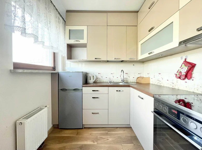 Apartamento 1 habitación 30 m² en Varsovia, Polonia