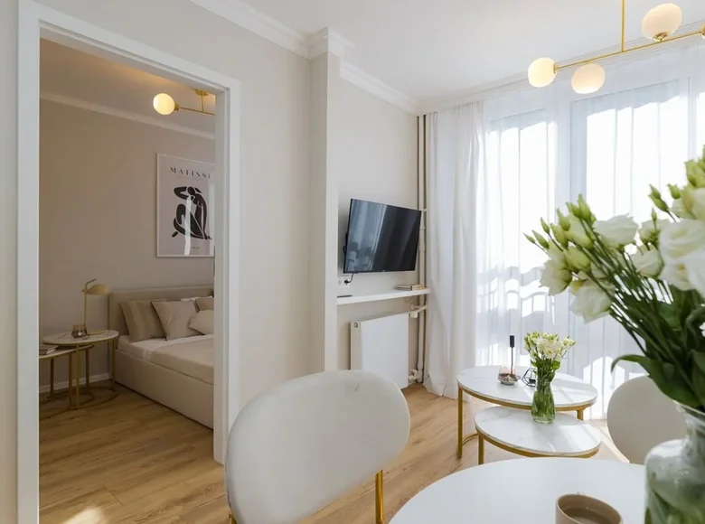 2 room apartment 27 m² Warsaw, Poland