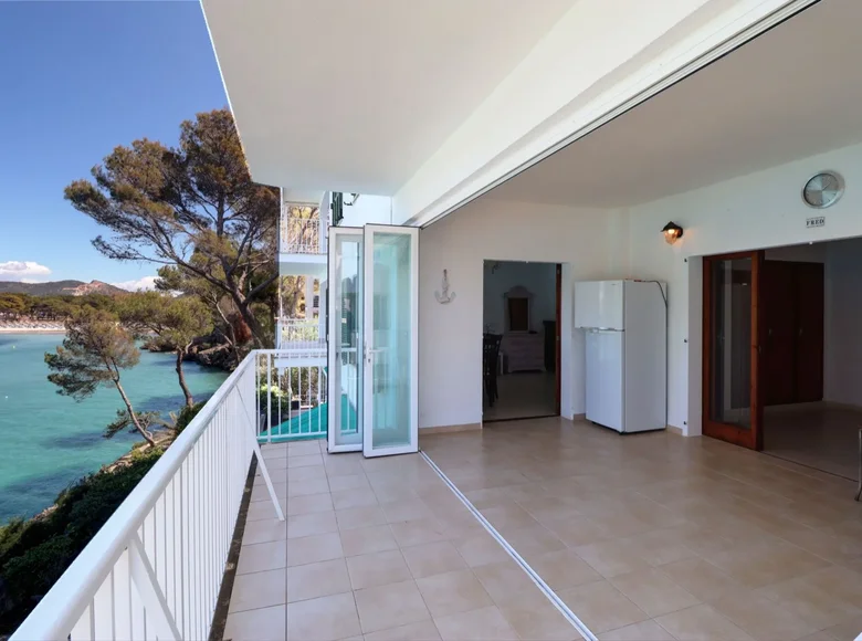 3 bedroom apartment 129 m² Santa Ponsa, Spain