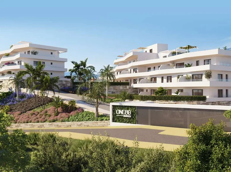 Mieszkanie 3 pokoi 171 m² Estepona, Hiszpania