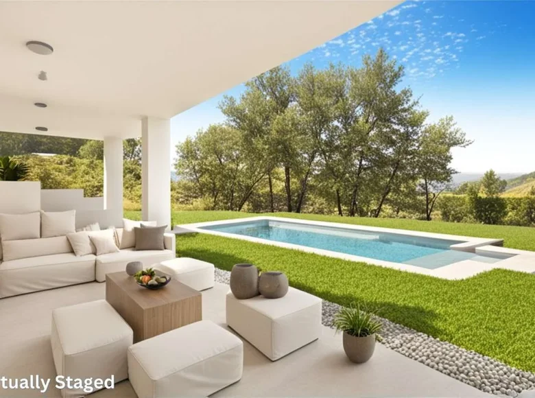 3 bedroom villa 390 m² Marbella, Spain