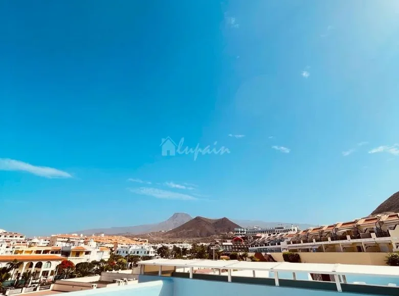 Penthouse 1 bedroom  Arona, Spain