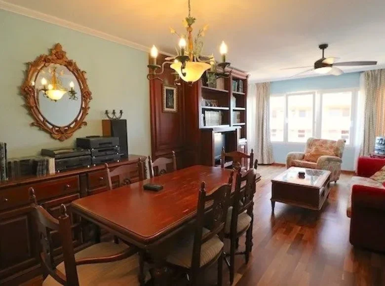 3 bedroom apartment 95 m² Benidorm, Spain