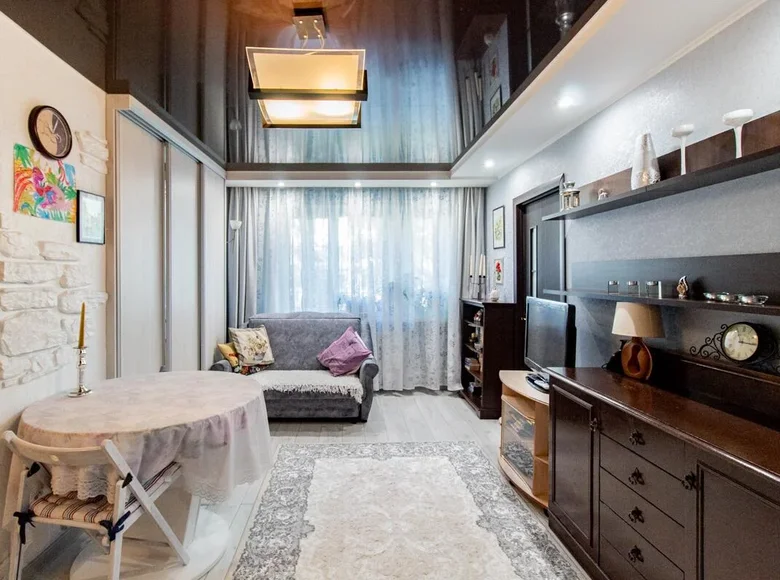Mieszkanie 3 pokoi 57 m² Mińsk, Białoruś
