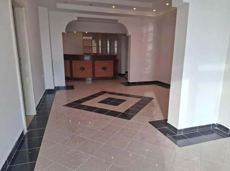 Коммерческое помещение 173 м² Петровац, Черногория