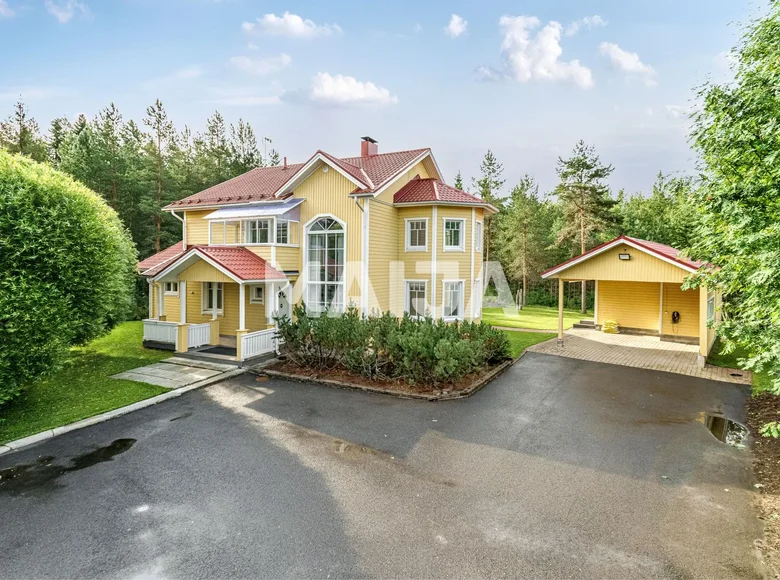 4 bedroom house 222 m² Kiiminki, Finland