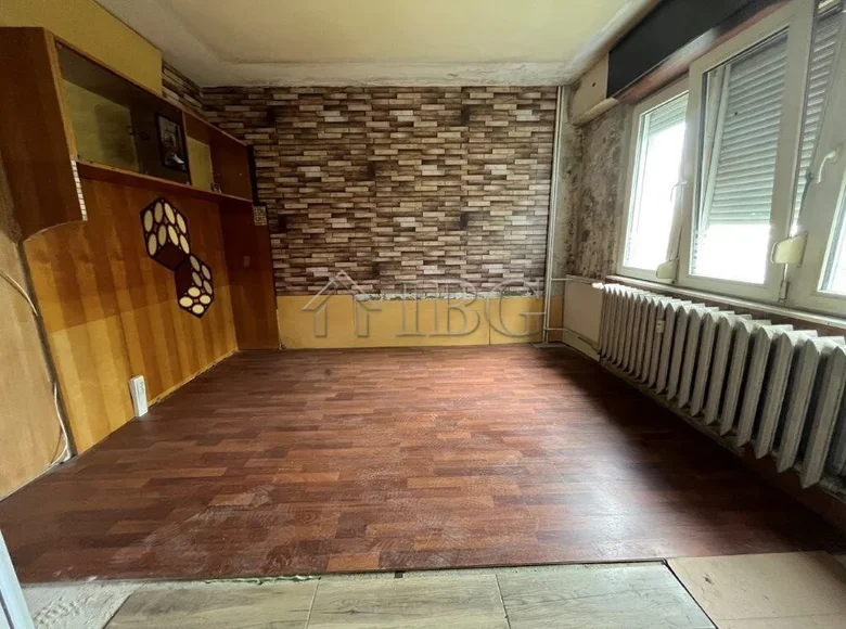 Apartamento 4 habitaciones 100 m² Basarbovo, Bulgaria