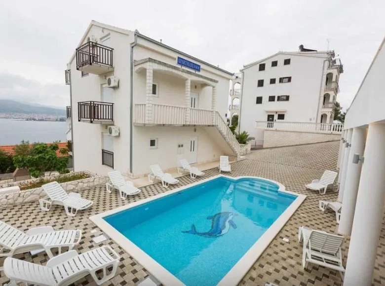 Hôtel 327 m² à Comitat de Split-Dalmatie, Croatie