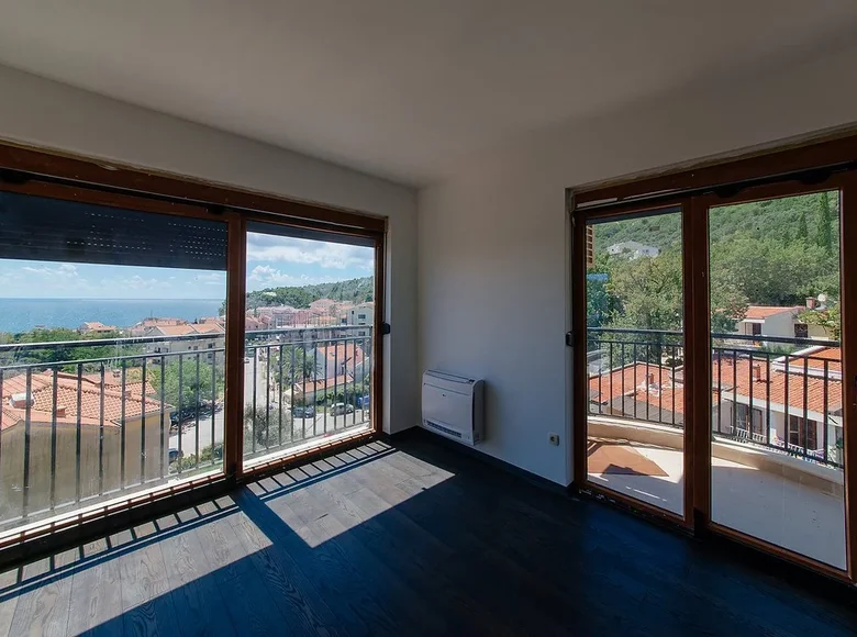 Wohnung 3 Schlafzimmer 152 m² Petrovac, Montenegro