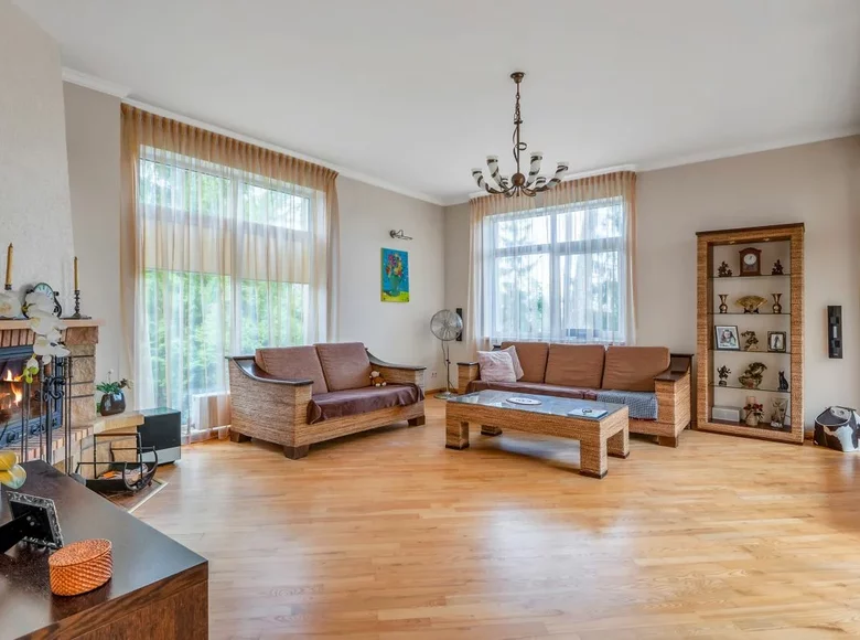 Dom 5 pokojów 166 m² Mucenieki, Łotwa